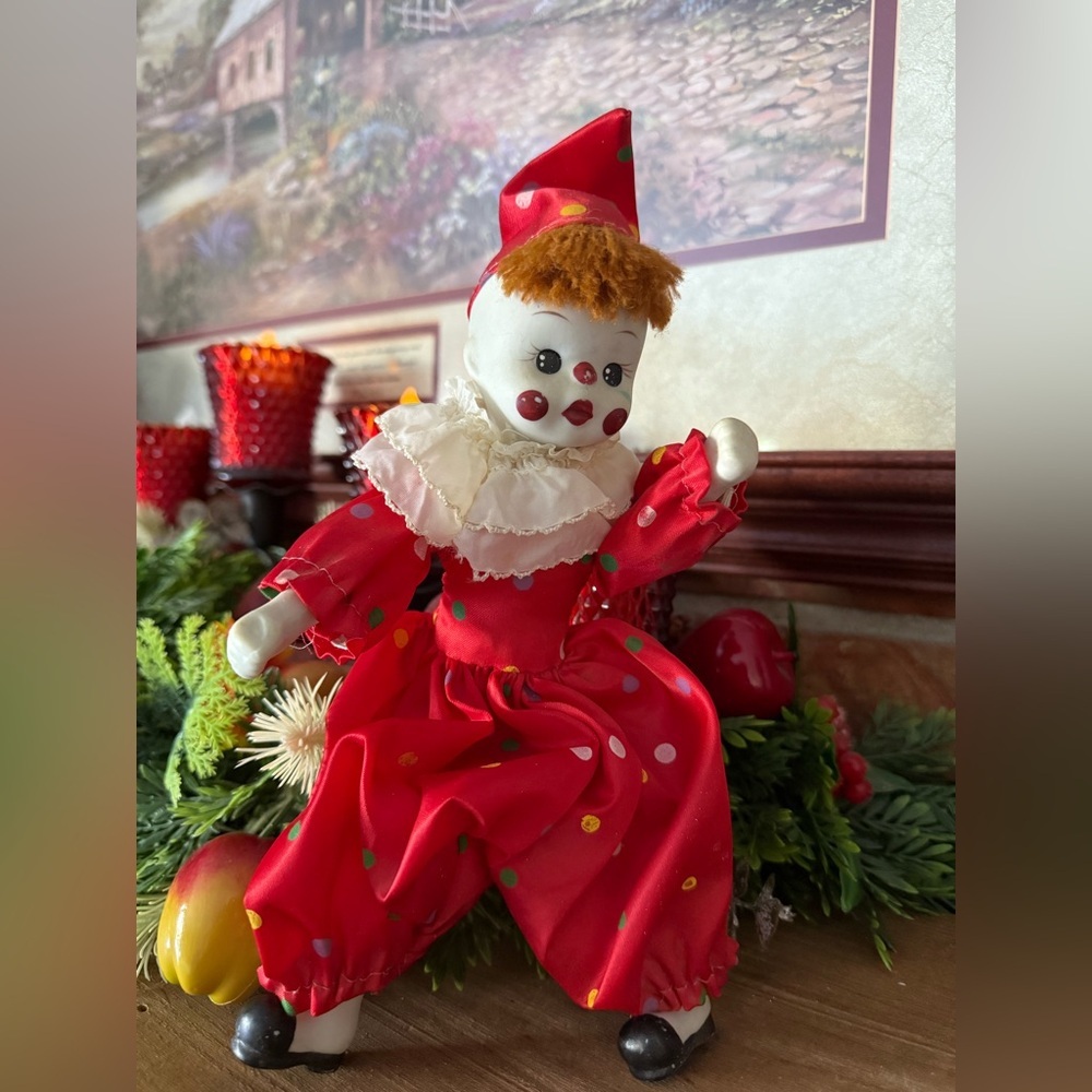 ❤️ Vintage 1984 Porcelain Clown Red Hair